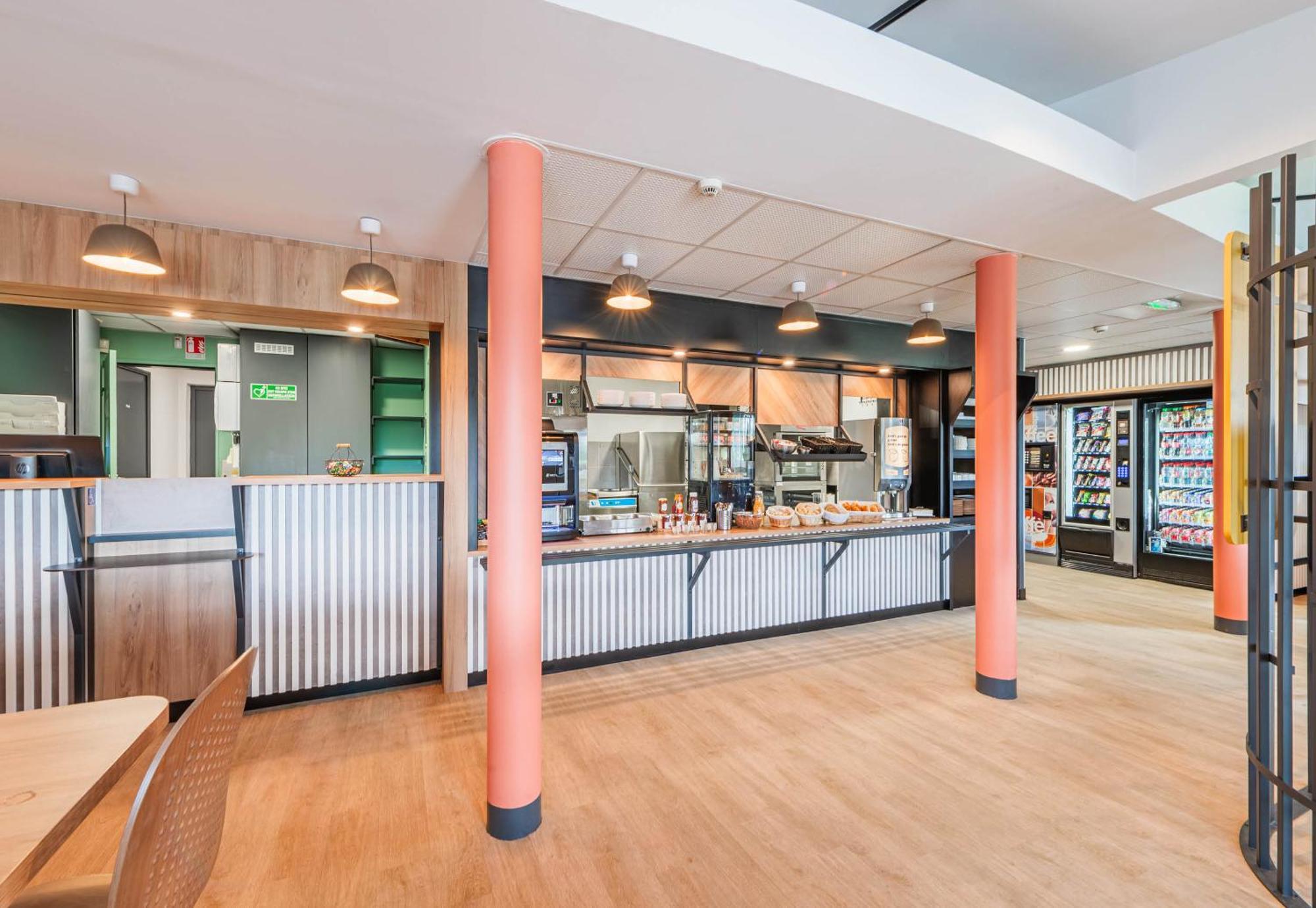 B&B Hotel Mulhouse Sausheim Esterno foto